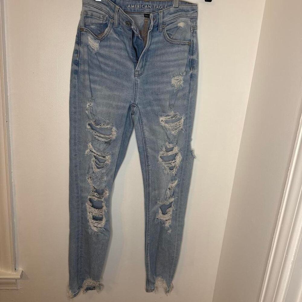 AE Distressed Knees Ripped Skinny / Mom Jeans – Size 0R
